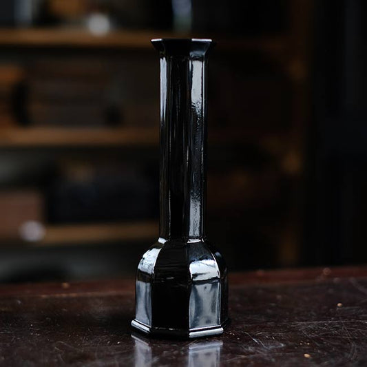 Black glass flower vase