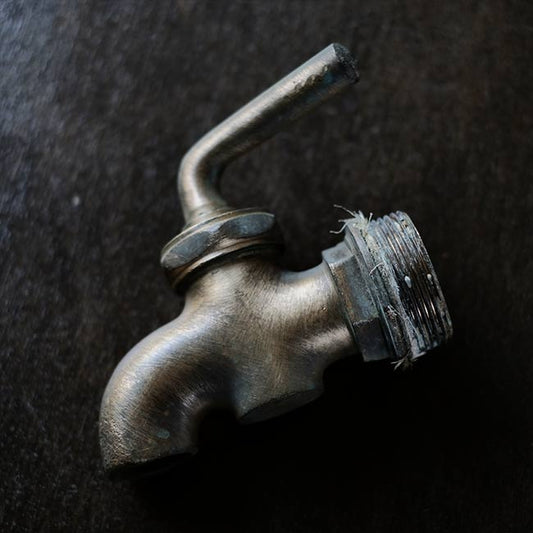 真鍮の蛇口 カラン