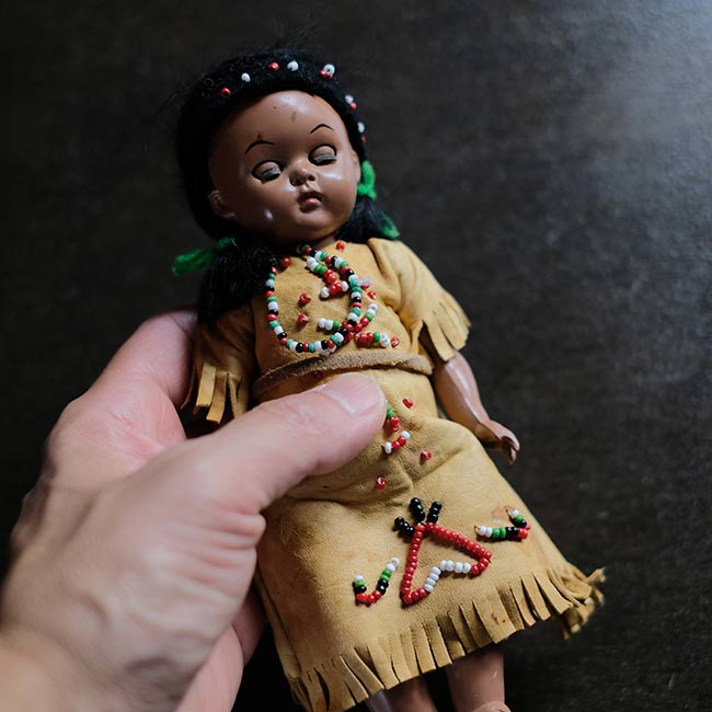 Carlson Dolls ネイティブアメリカンの女の子