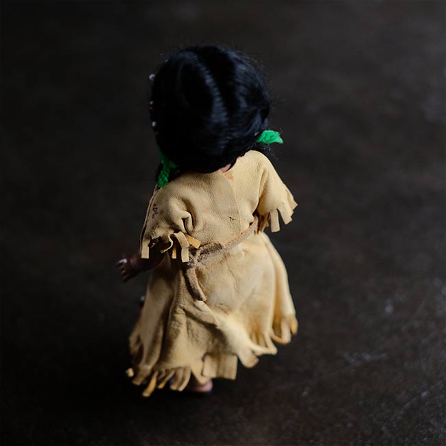 Carlson Dolls ネイティブアメリカンの女の子