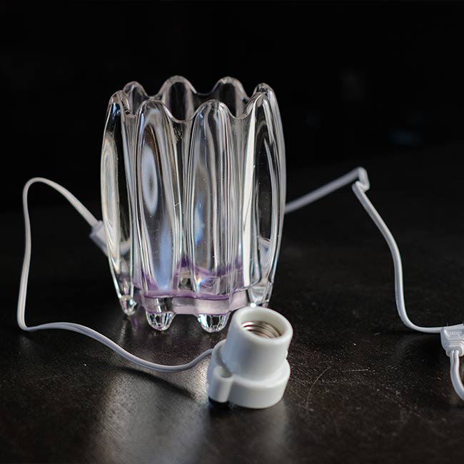 ガラスのスタンドライト