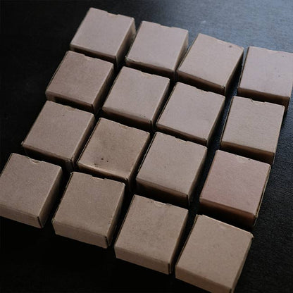厚紙のケース