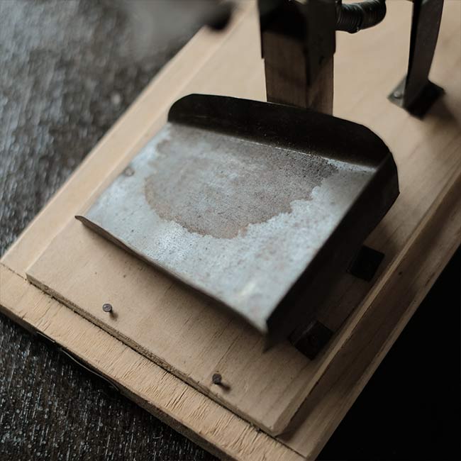 蚕の雌雄鑑別器