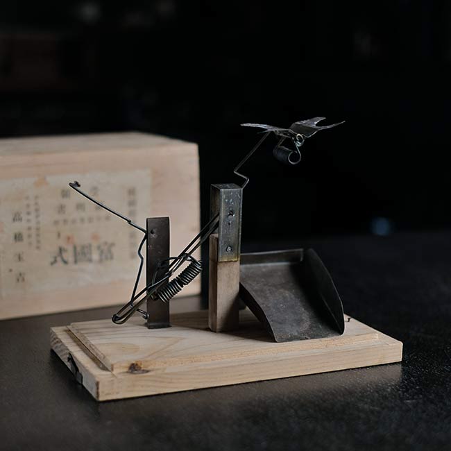 蚕の雌雄鑑別器