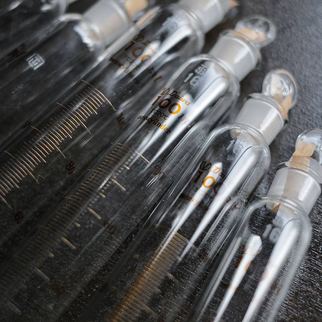 DAIWA有栓メスシリンダー 100ml