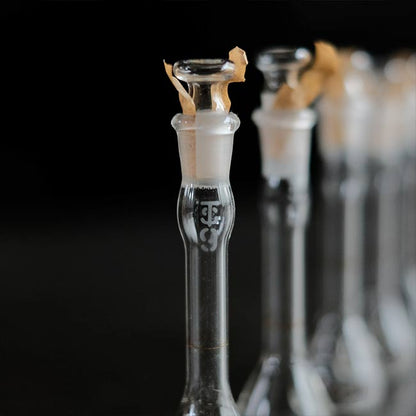 DAIWAメスフラスコ 5ml