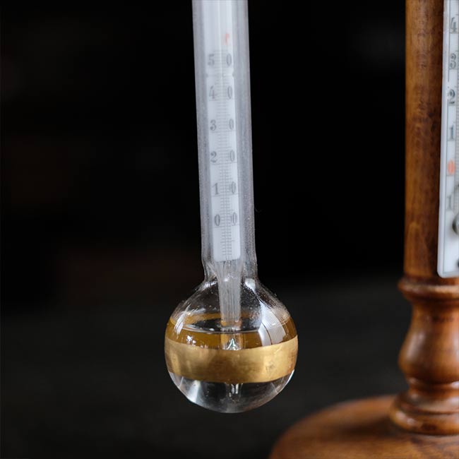 ダニエル湿度計