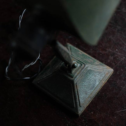 Developing stand light