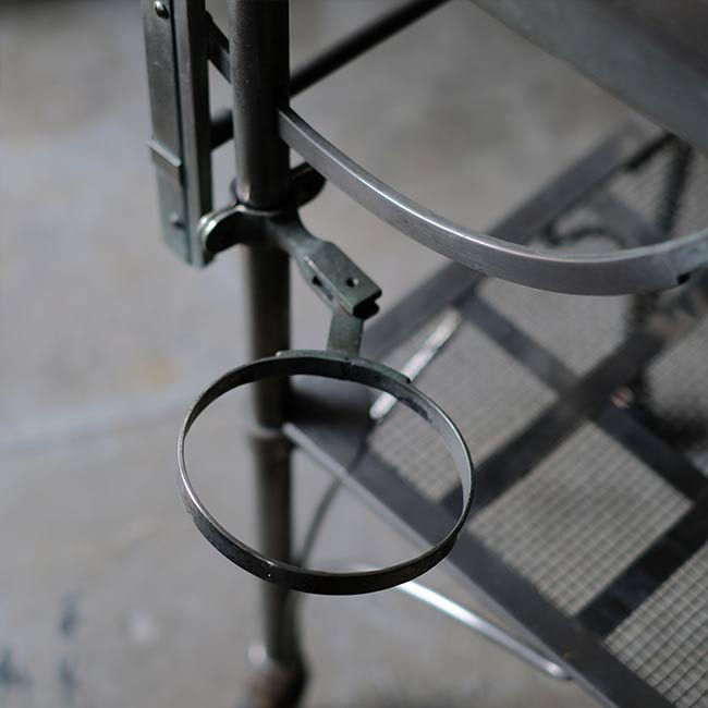 サイドテーブル付きメディカルカート