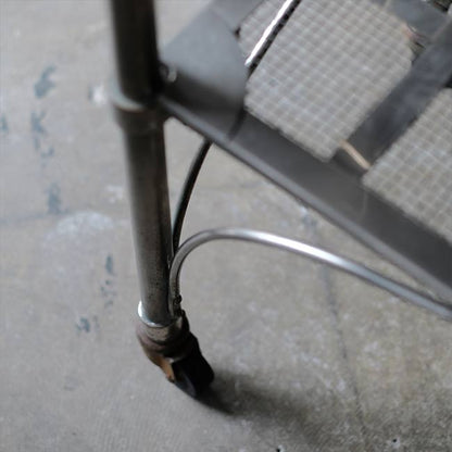 サイドテーブル付きメディカルカート