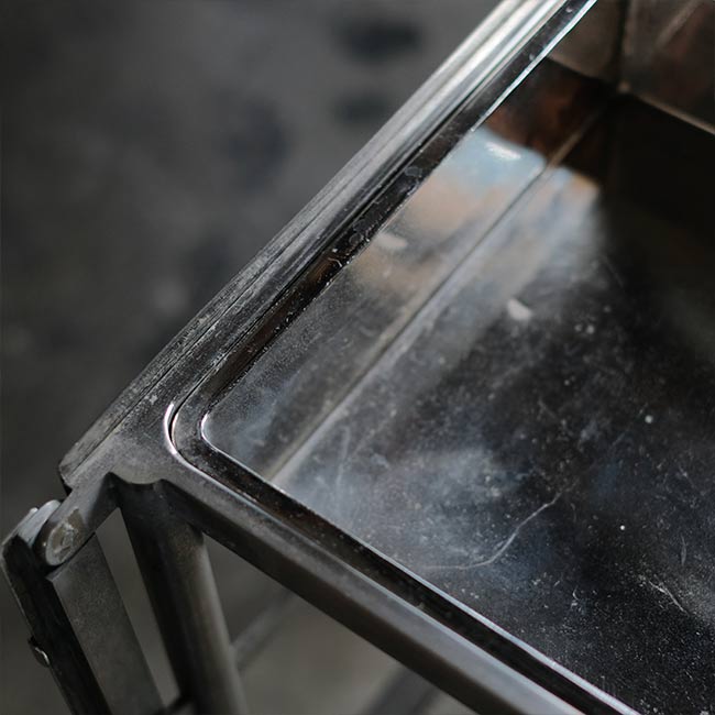 サイドテーブル付きメディカルカート