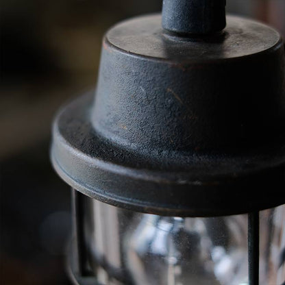 Hanging marine work light