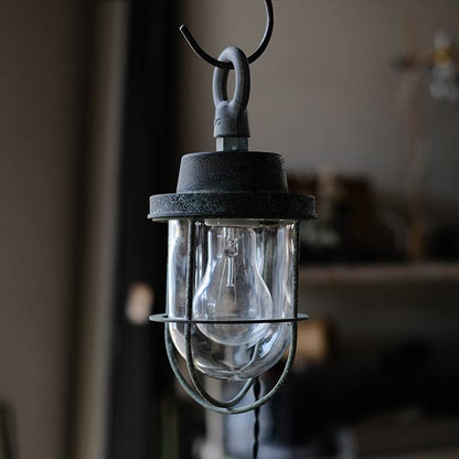 Hanging marine work light