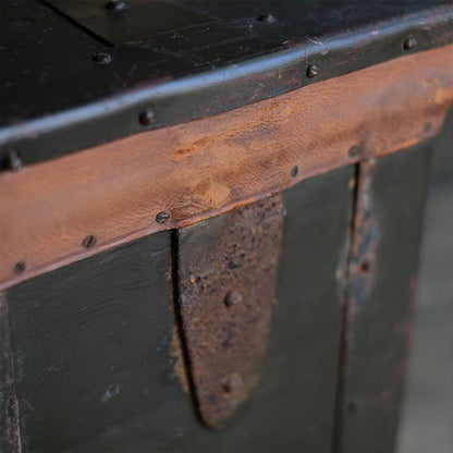 陸軍獣医部の収納ボックス