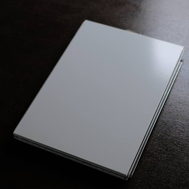 ホルダー付きクリップボード