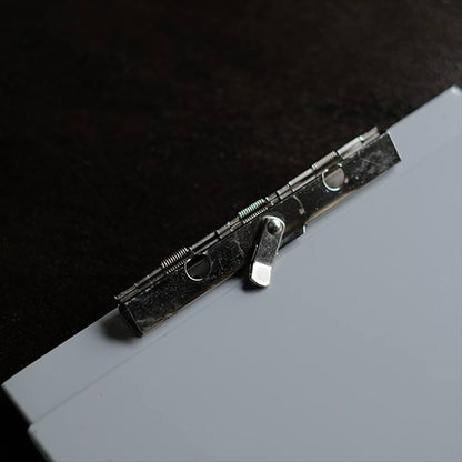 ホルダー付きクリップボード