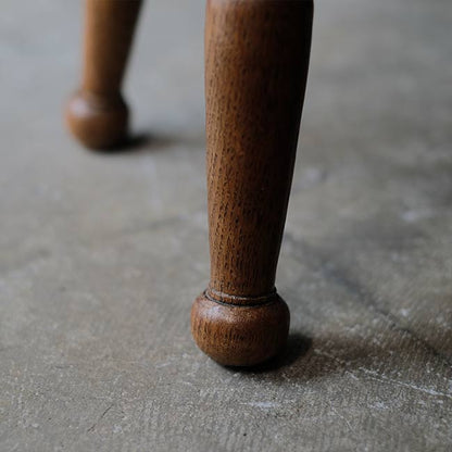 Three-legged stool