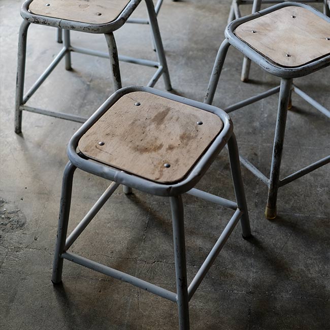 フランス軍 スタッキングスツール – zakka store towi