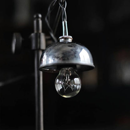 フランスのトースカンを使ったランプ