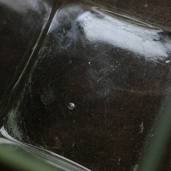 蓋付きガラス製バッテリーケース