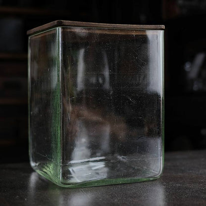 蓋付きガラス製バッテリーケース