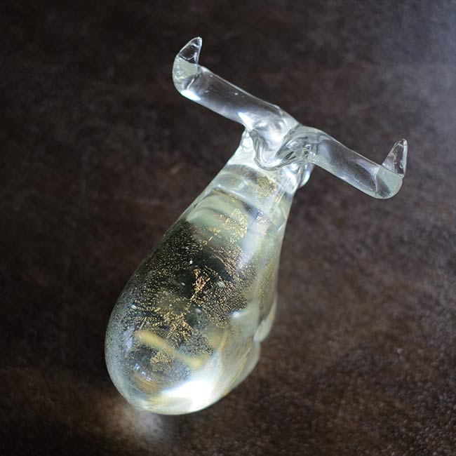 ガラスの水牛