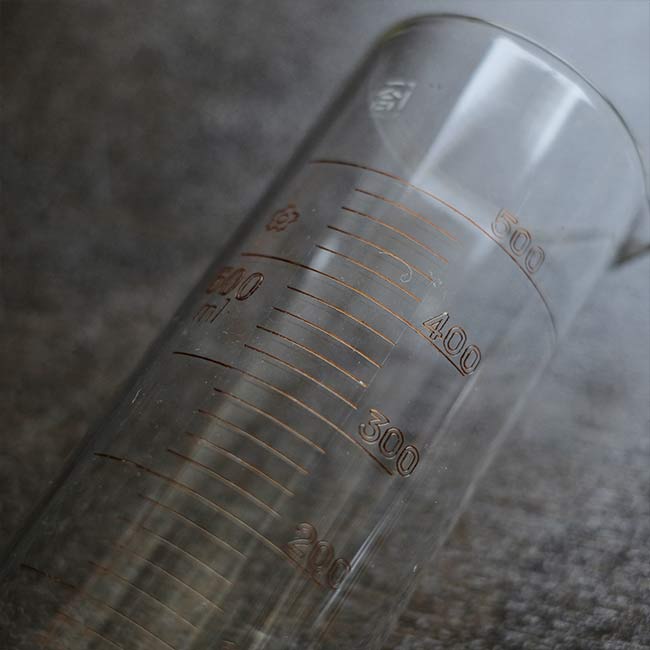 宮原計量器 メスシリンダー 500ml