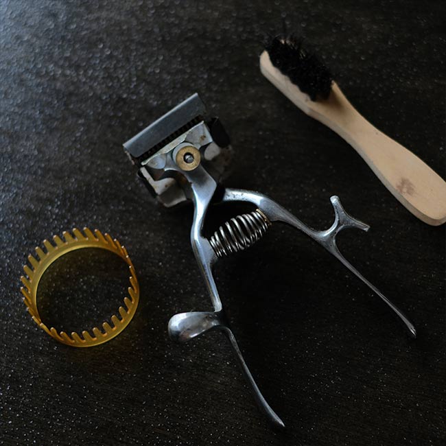 Himax ヘアクリッパー CL-7000K韓国限定本体+ 替刃2個セット 楽天市場】数量限定 シック Schick ハイドロシルク サロンプラス