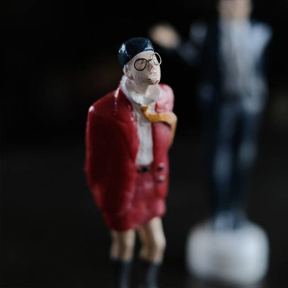 HOYAフィギュア4体セット