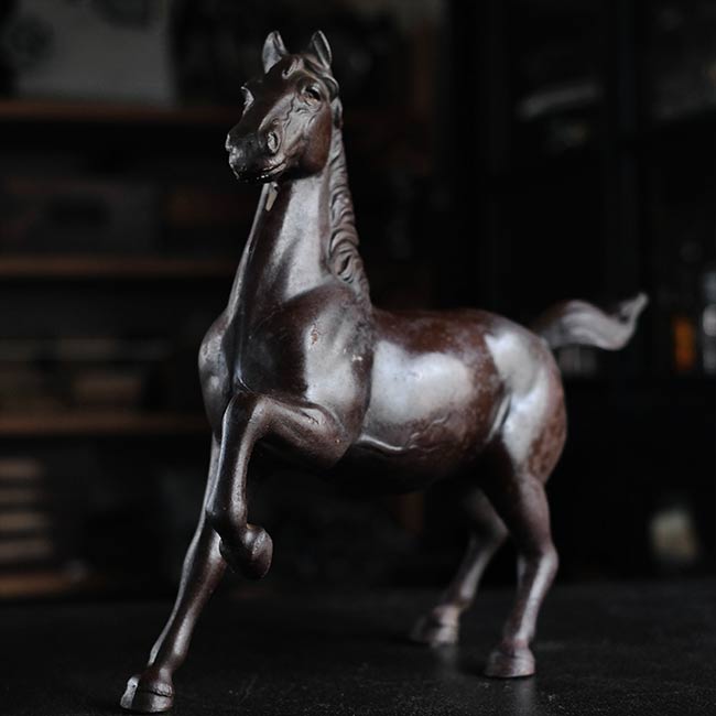 馬のオブジェ