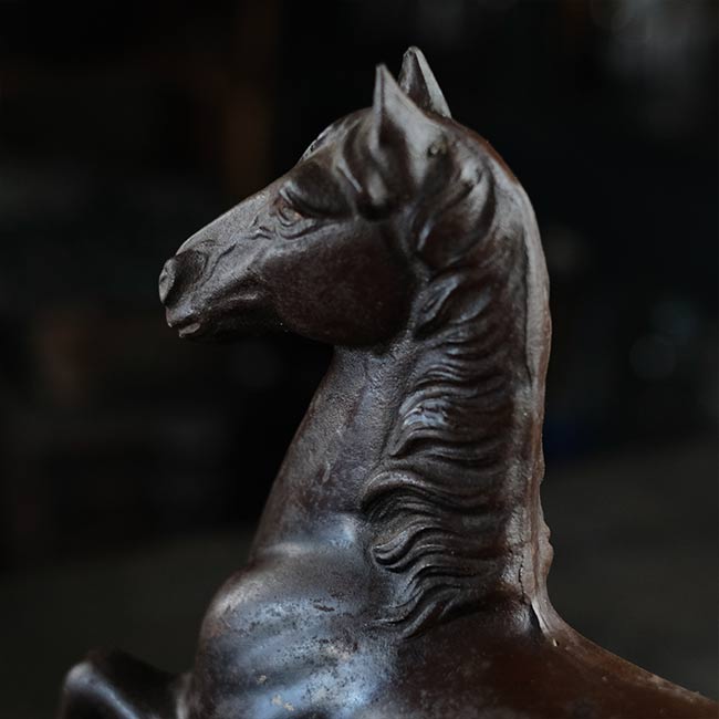 馬のオブジェ