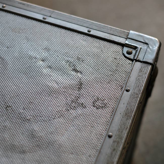 アルミのトランク