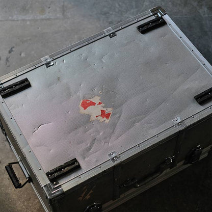 アルミのトランク