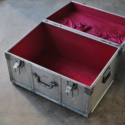 アルミのトランク