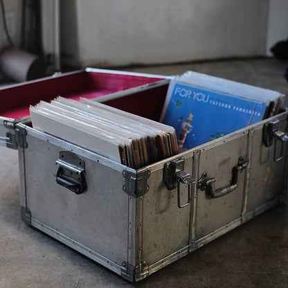 アルミのトランク