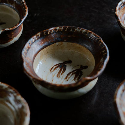 Kikusengama Shino bowl