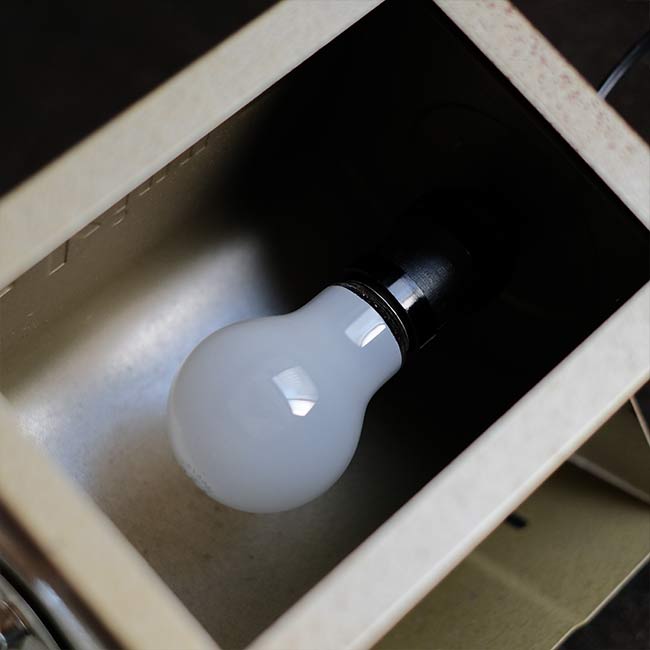 暗室セーフライト – zakka store towi