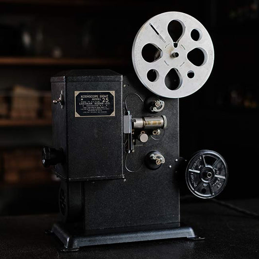 Kodascope Eight Model25 8ミリ映写機