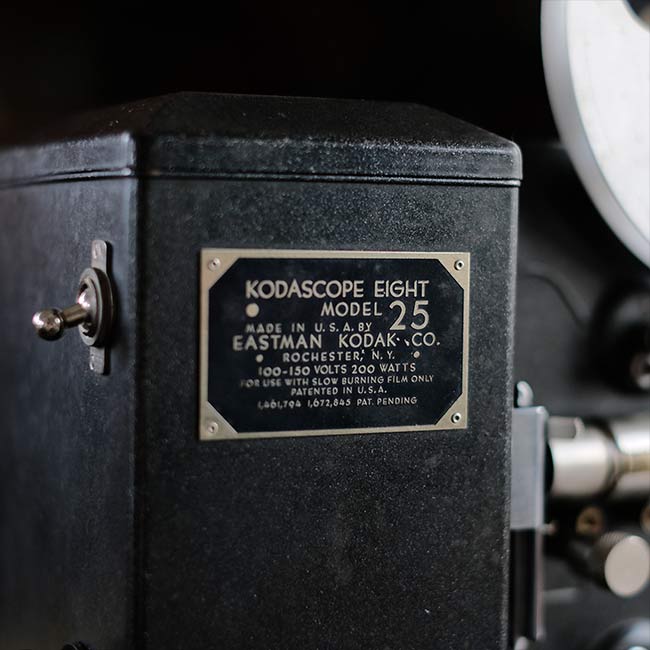 Kodascope Eight Model 25 8ミリ映写機 – zakka store towi