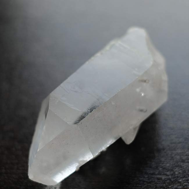 クリスタルポイント 水晶の原石 – zakka store towi