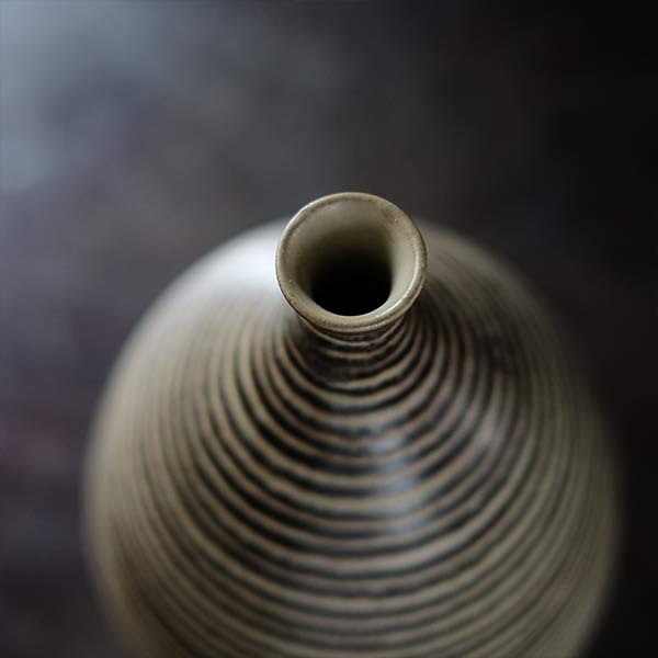 輪線文の徳利 – zakka store towi