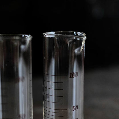 ARROWメスシリンダー 100ml