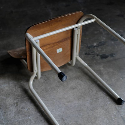 スクールチェア