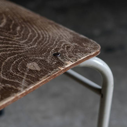 スクールチェア