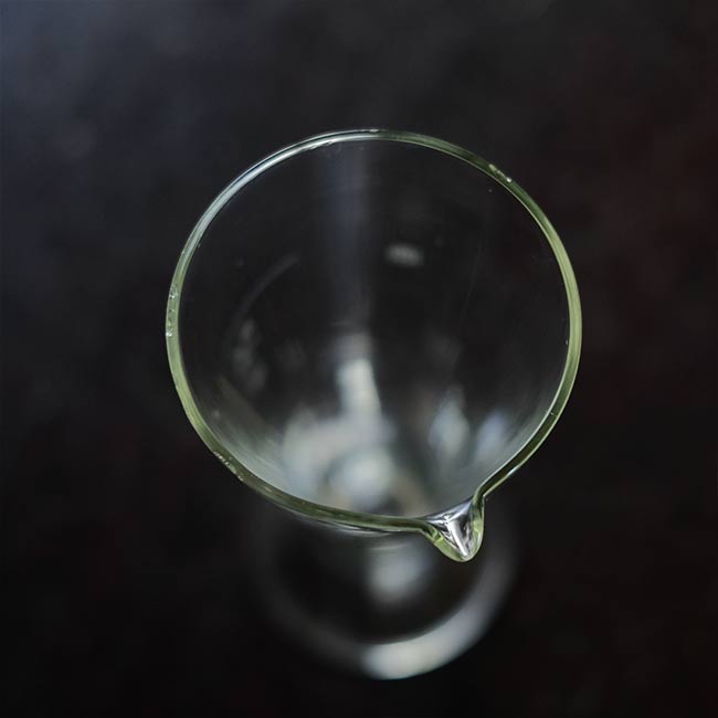 メスシリンダー 200ml