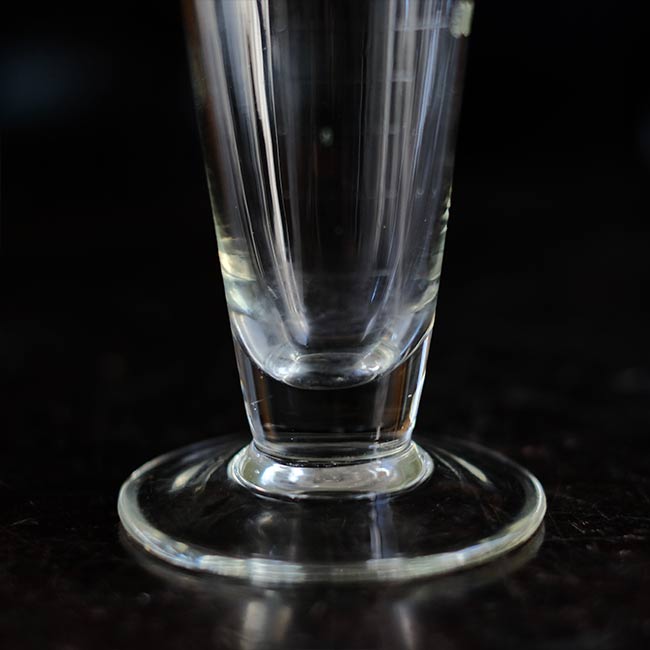 メスシリンダー 200ml