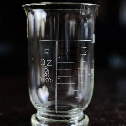 メスシリンダー 10oz