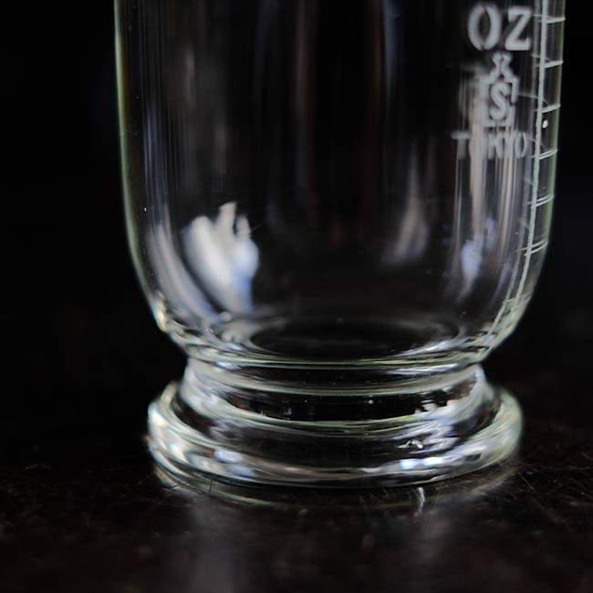 メスシリンダー 10oz
