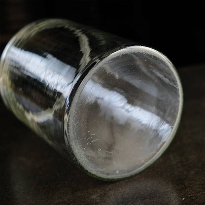 ガラスのキャニスター