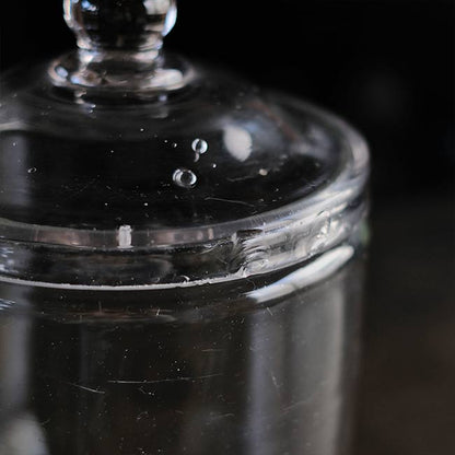 ガラスのキャニスター